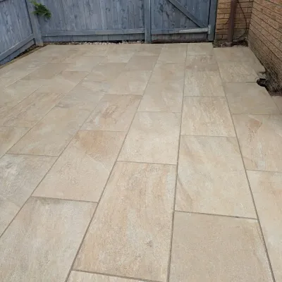 Porcelain Patio Clydebank 3
